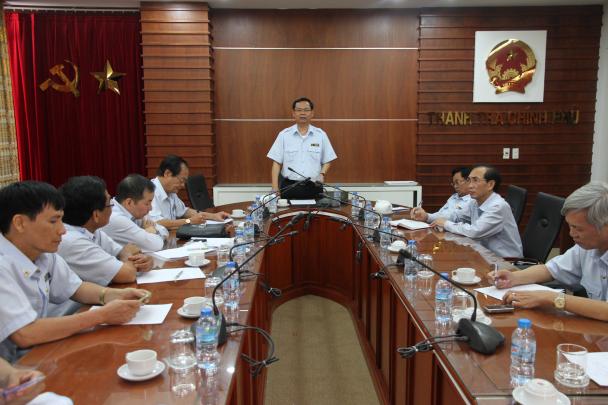 Tổng Thanh tra Chính phủ Huỳnh Phong Tranh làm việc với Cục III