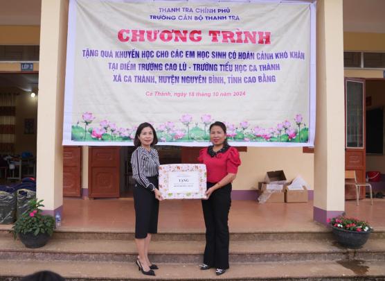 Trường Cán bộ Thanh tra tổ chức Chương trình thiện nguyện tại Cao Bằng