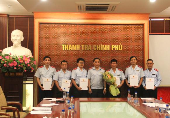 Công bố quyết định thành lập Đảng bộ Cục Thanh tra, giải quyết khiếu nại, tố cáo lĩnh vực công...