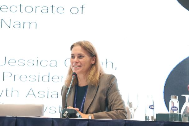 Hội nghị bàn tròn với chủ đề "Ứng phó với mối nguy cơ giao thoa giữa tội phạm...